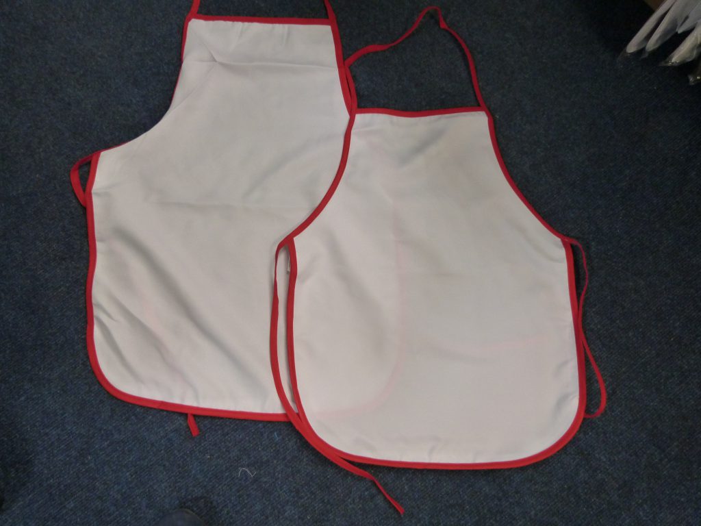 Red Trim Child Aprons